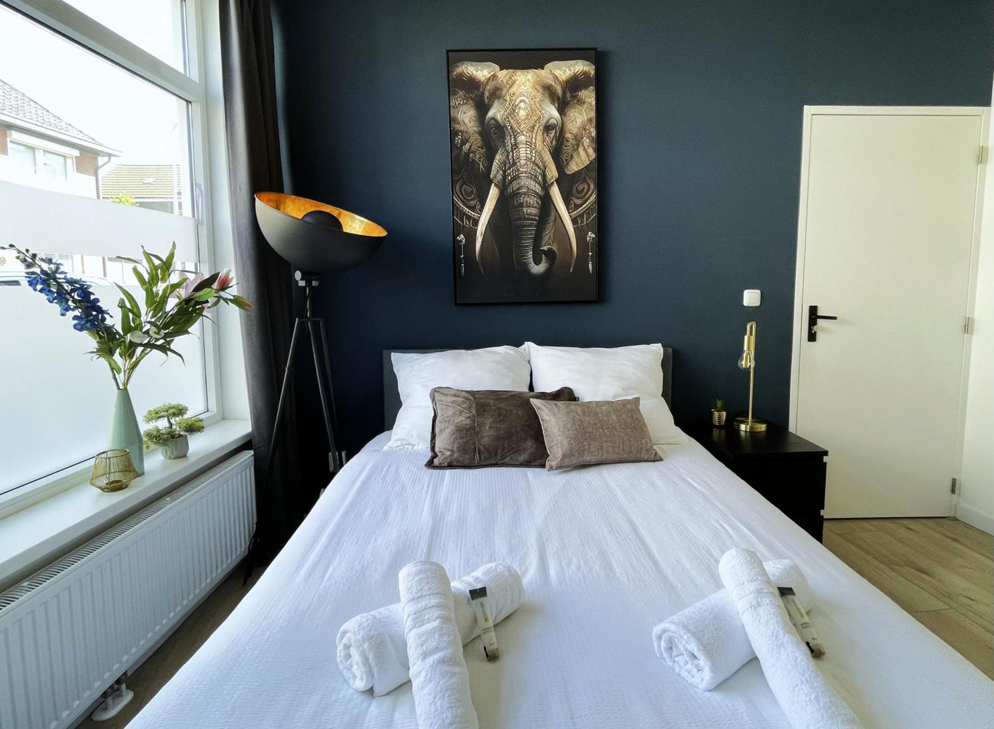 B&K Urban City Suites Tilburg Luaran gambar