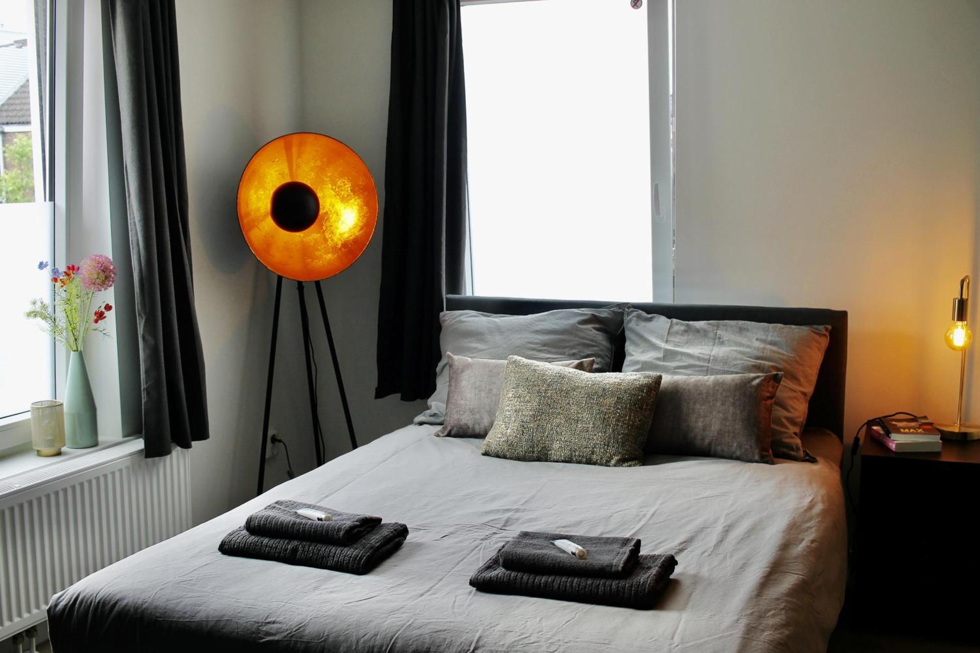 B&K Urban City Suites Tilburg Luaran gambar